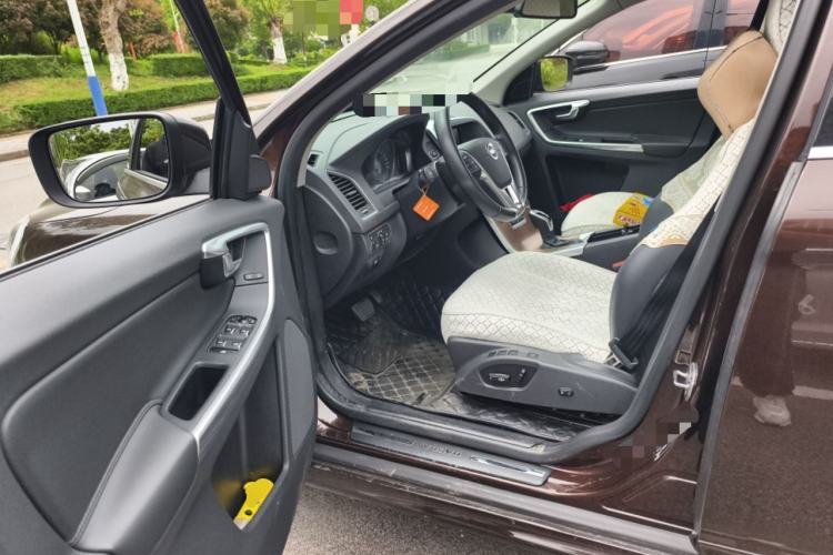 Used Volvo XC60 2017 T5 Smart Upgrade Edition