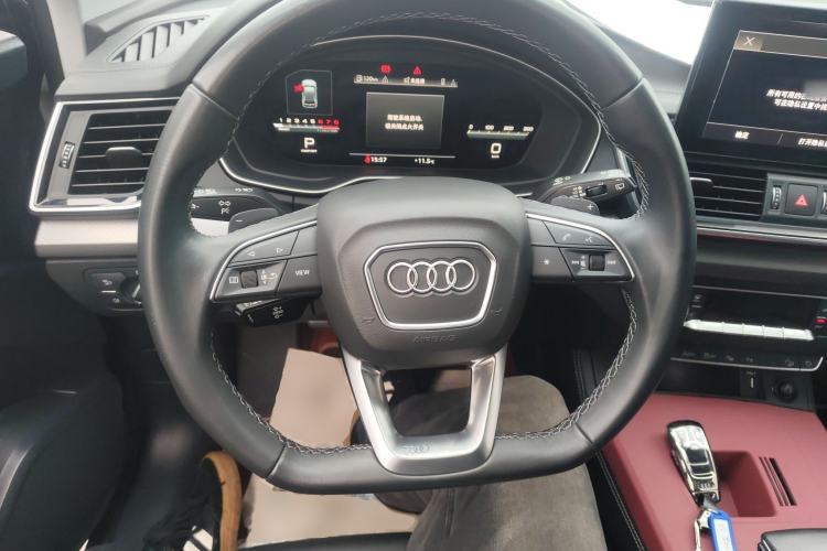 Used Audi Q5L 2022 40T Luxury Dynamic Model