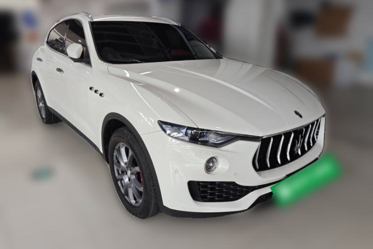 Used Maserati Levante 2018 3.0T Standard Edition Front Right 45 Deg