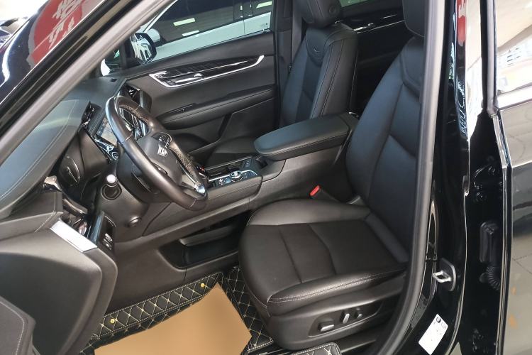 Used Cadillac XT6 2021 2.0T 6-Seater Two-Wheel Drive Luxury Version
