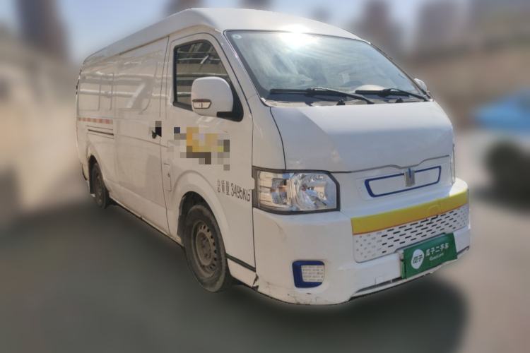Used Farizon Xingxiang E6 2020 Van with High Roof 1365kg Payload Capacity Equipped with CATL's High-Energy Battery