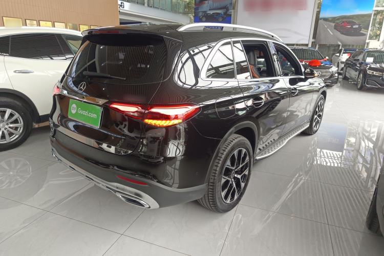 Used Mercedes-Benz GLC 2023 GLC 260 L 4MATIC Dynamic Edition 5-seater
