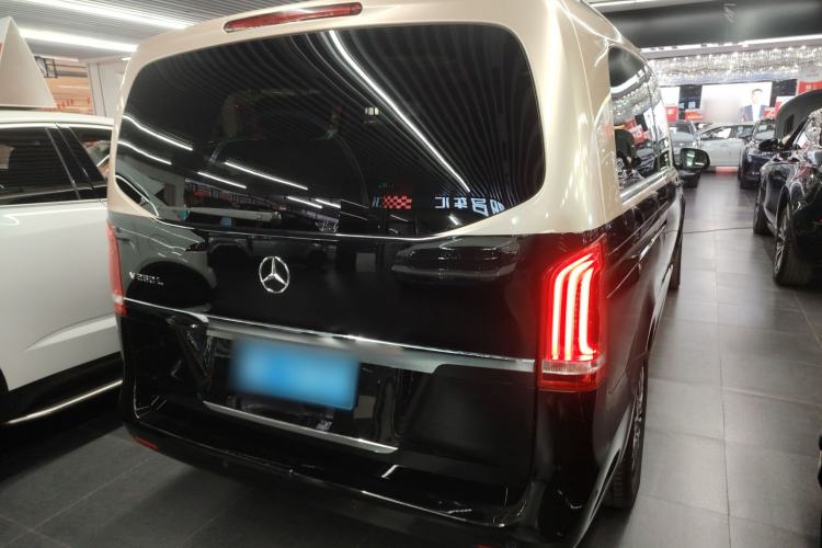 Used Mercedes-Benz V-Class 2017 V 260 L Prestige Extended Edition