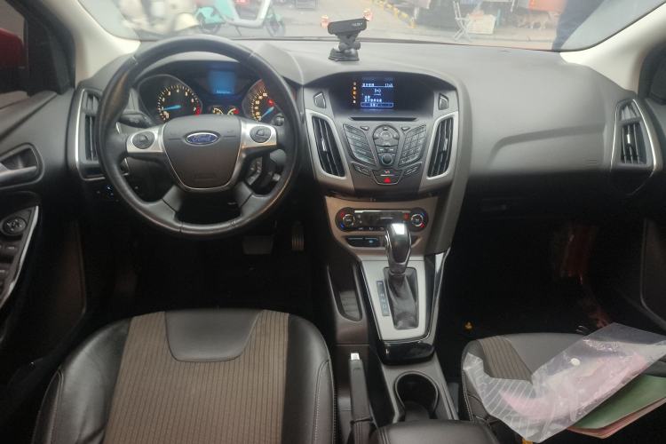 Used Ford Focus 2012 Sedan 1.6L Automatic Comfort Model
