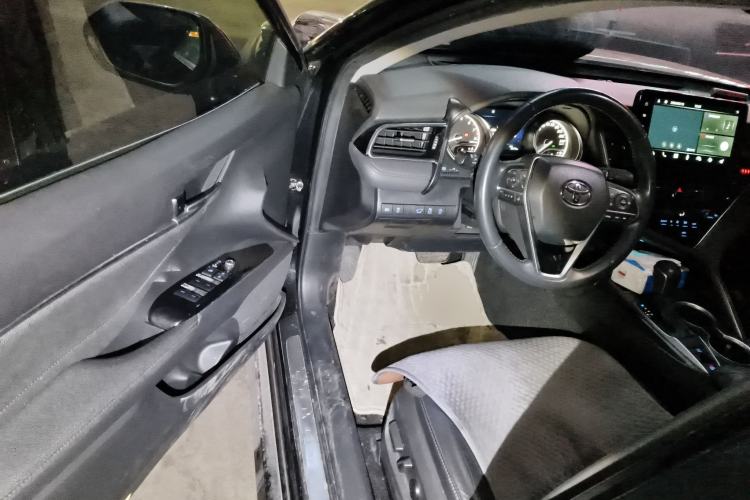 Used Toyota Camry 2021 2.0G Luxury Edition