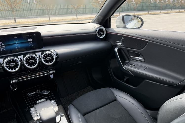 Used Mercedes-Benz A-Class 2021 A 200 L Sport Sedan Fashion Model Interior 4