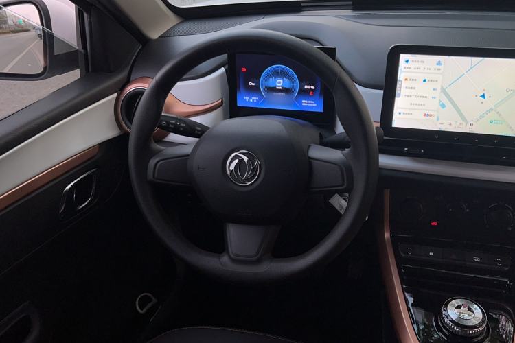 Used Dongfeng NAMMI BOX 2022 Chasing Wind Edition 331 km Standard Model
