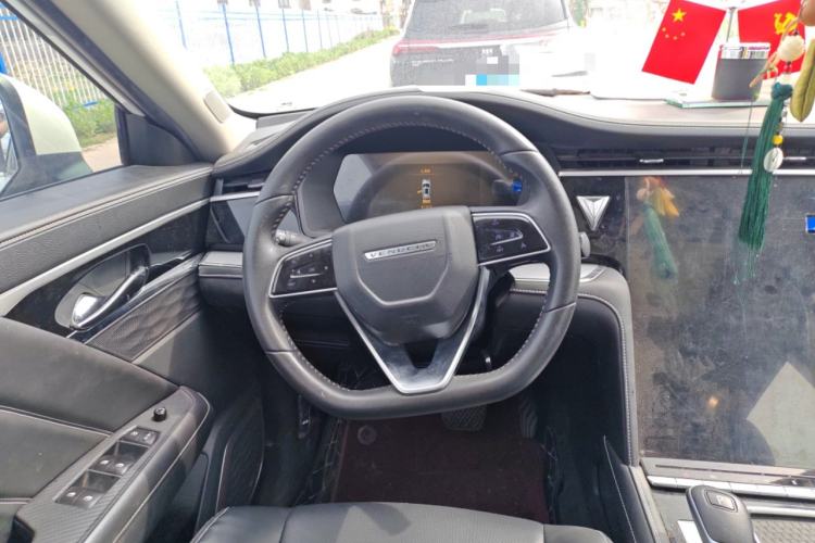 Used Venucia Star 2021 260T Automatic 48V Mild Hybrid Turbocharged Star Achieve Edition
