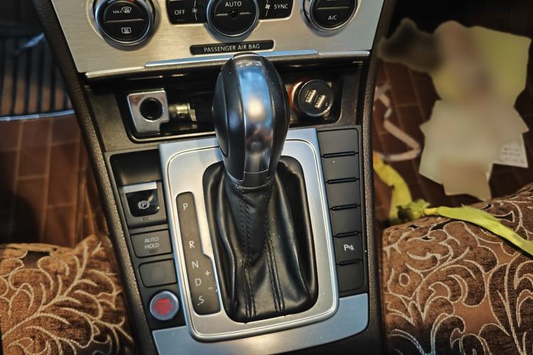 Used Volkswagen Magotan 2012 Travel Edition 2.0 TSI Comfort Version