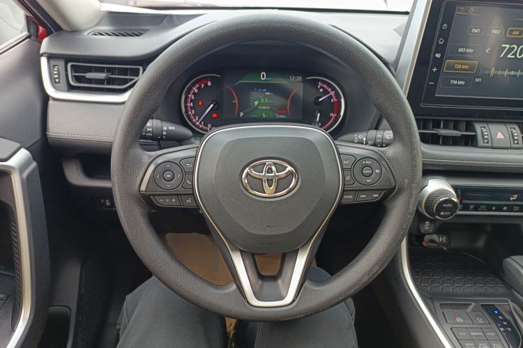 Used Toyota RAV4 2020 2.0L CVT 4x4 Trend Edition