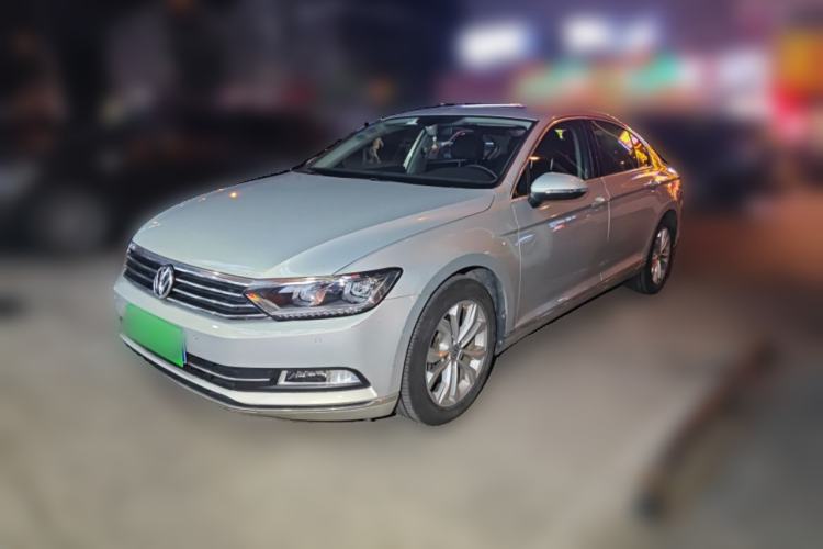 Used Volkswagen Magotan 2017 330TSI DSG Luxury Model