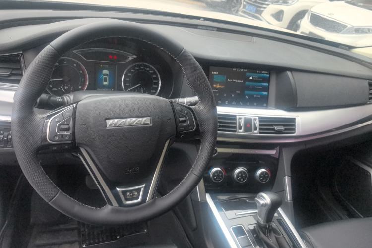 Used Haval H7 2019 2.0T Enjoyment Model China VI Standard Center Console