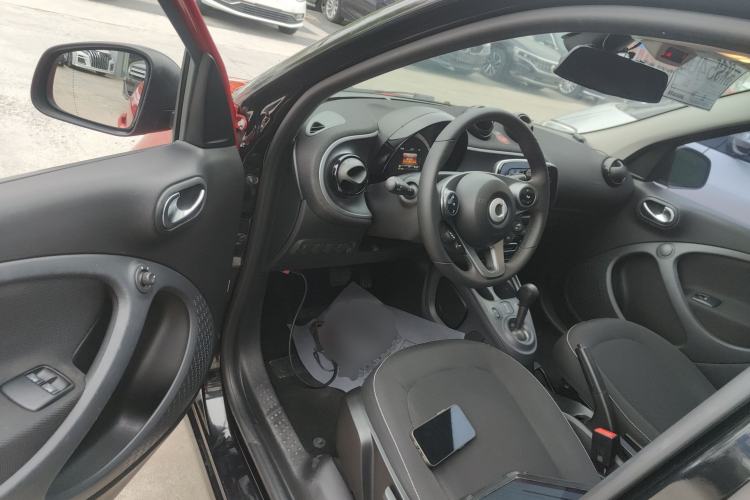 Used smart forfour 2016 1.0L 52 kW Passion Edition
