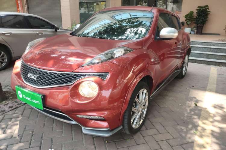 Used Infiniti ESQ 2014 1.6L Spontaneous Edition