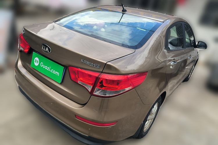 Used Kia K2 2015 Sedan 1.4L MT TOP
