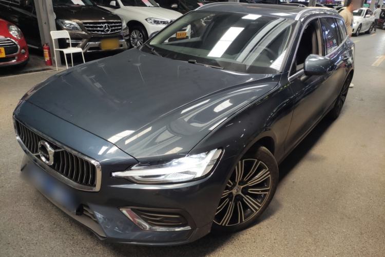 Used Volvo V60 2022 B5 Zhiyuan Luxury Edition