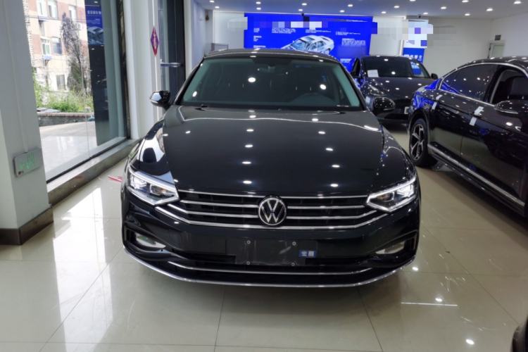Used Volkswagen Magotan 2020 330TSI DSG Luxury Edition Front