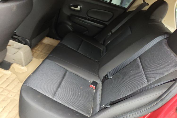 Used Venucia R50 2015 1.6L Automatic Fashion Edition Left Rear Seat