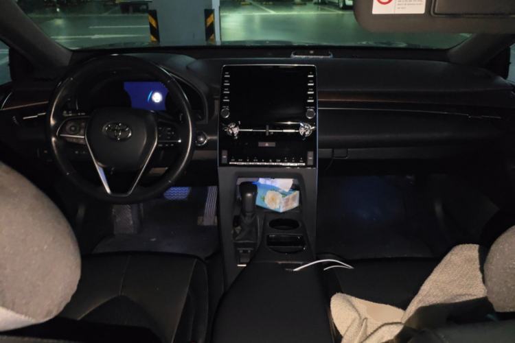 Used Toyota Avalon 2019 2.0L Luxury Edition China VI Standard
