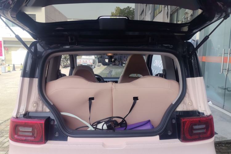 Used Wuling Hongguang MINIEV 2022 Macaron Premium Model – Lithium Iron Phosphate Trunk