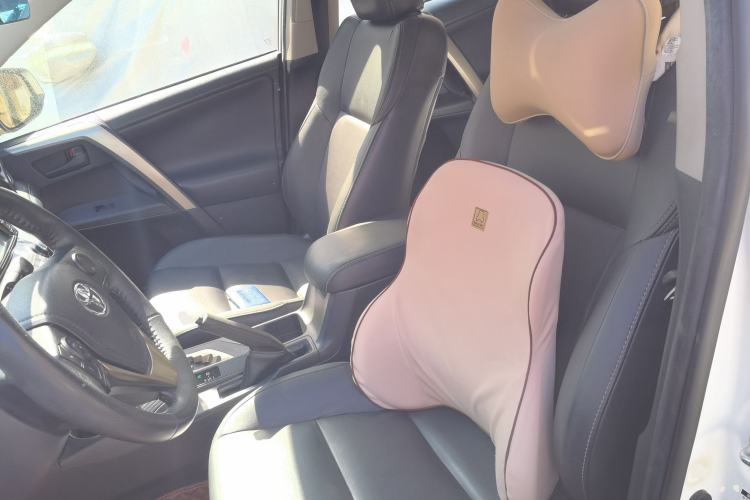 Used Toyota RAV4 2015 2.5L Automatic 4x4 Elite Edition Left Front Seat