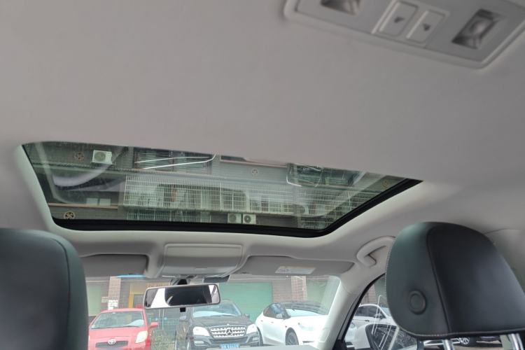 Used Volkswagen Lamando 2019 280TSI DSG Comfort Edition China VI standard Headliner