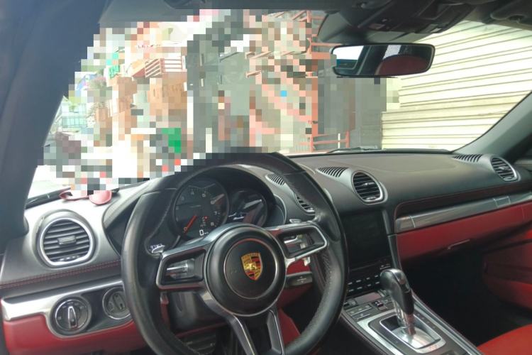 Used Porsche 718 2016 Boxster 2.0T Center Console