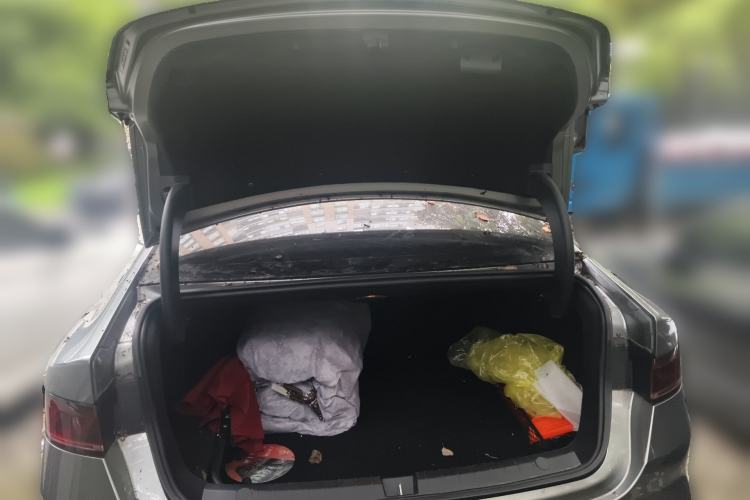 Used BYD Qin PLUS 2023 Champion Edition DM-i 55KM Leading Model Trunk