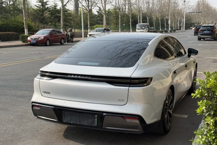 Used Geely Galaxy E8 2025 700 km Long-Range Intelligent Driving Version
