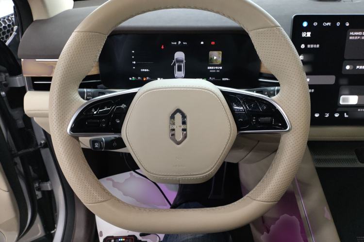 Used Hima AITO M7 2024 1.5T Intelligent Driving 4WD Max Edition 5 Seats
