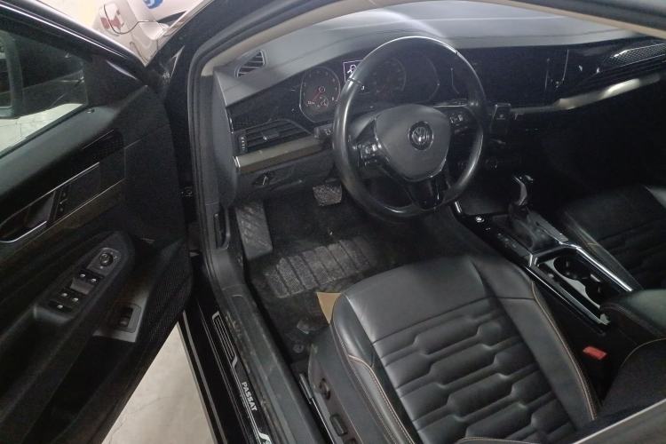 Used Volkswagen Passat 2019 330TSI Elite Edition China VI