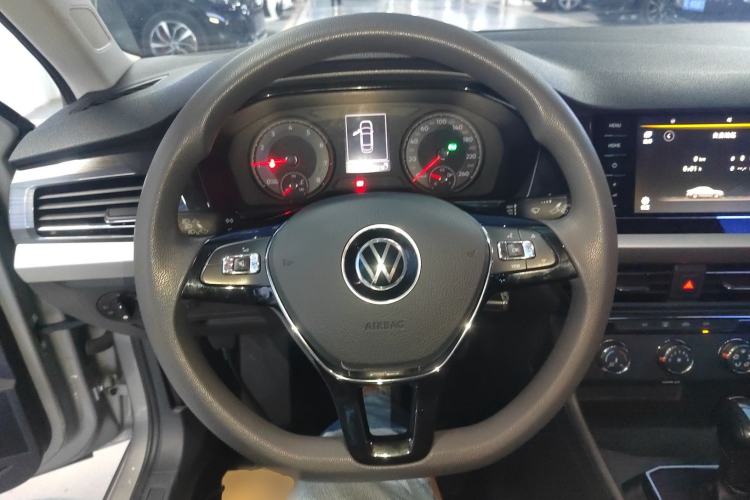 Used Volkswagen Lavida 2021 1.5L Automatic Comfort Edition Steering Wheel