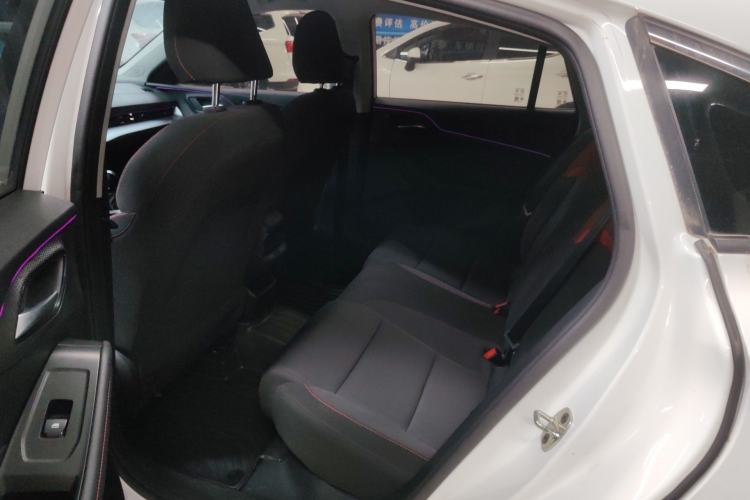 Used MG 5 2023 180 DVVT Manual Fashion Edition
