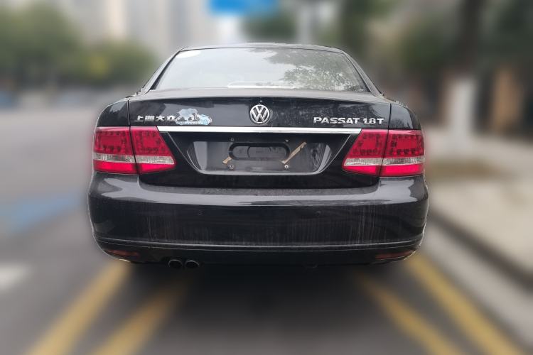 Used Volkswagen Passat 2009 1.8T Automatic Luxury Edition Rear