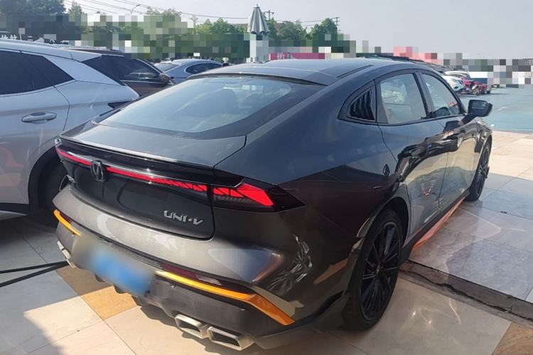 Used CHANGAN UNI-V 2024 1.5T Prestige Sport Edition
