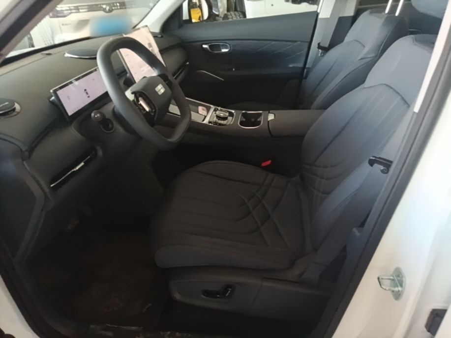 Geely Galaxy Xingjian 7 EM-i 2026 Model 135km Smart Navigation Version — снимка 17