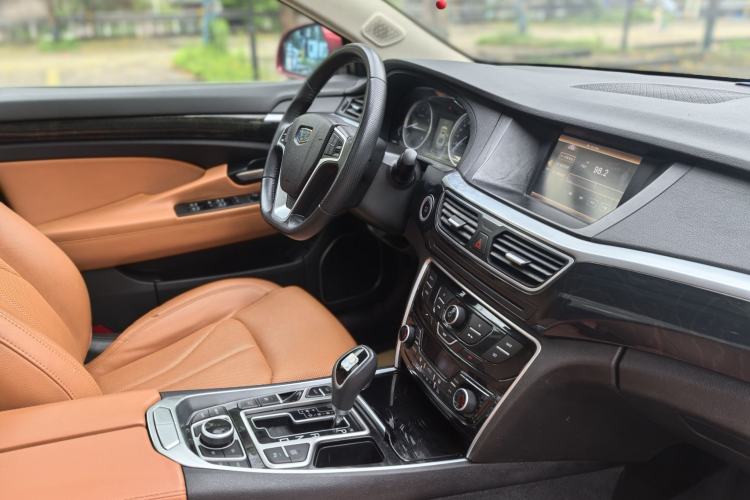 Used Geely Auto Emgrand GT 2016 2.4L Zunya Model Interior 12