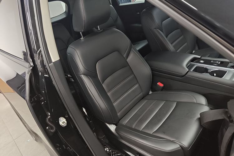 Used Nissan Pathfinder 2024 380 VC-TURBO Two-Wheel Drive Smart Enjoyment Edition 6 Seats
