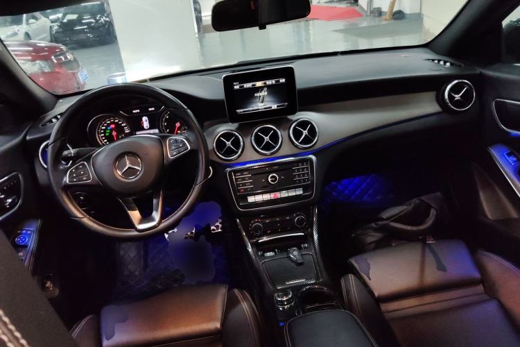 Used Mercedes-Benz CLA 2016 Facelifted CLA 200 Stylish Edition Center Console