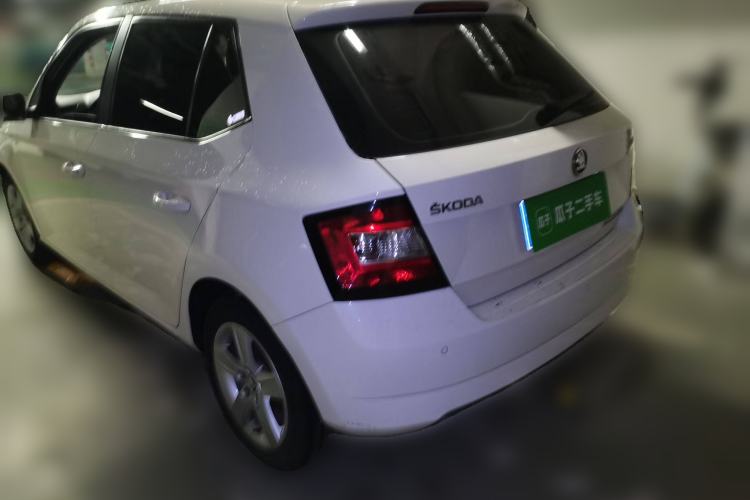 Used Skoda Fabia 2017 1.4L Automatic Car Enjoy Edition