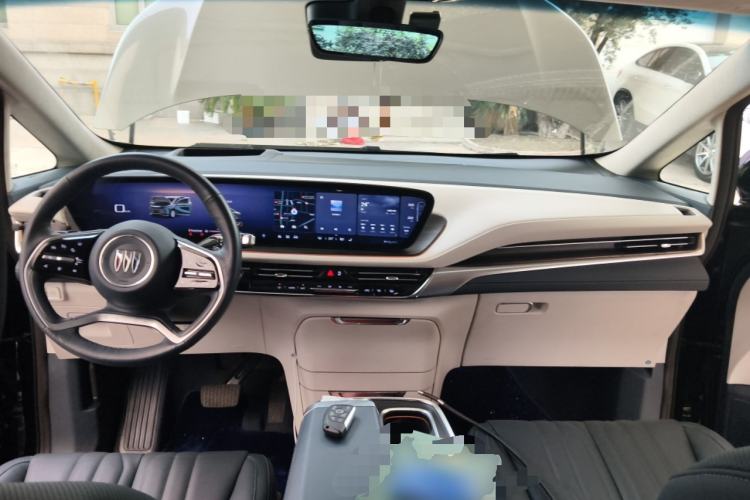 Used Buick Century 2023 2.0T Four-Seat Private Edition Center Console