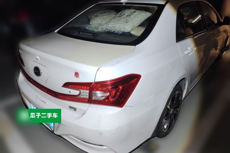 Used BYD Qin New Energy 2015 1.5T Dual-Crown Flagship Edition
