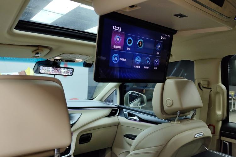 Used Buick GL8 2022 ES Landtrek 653T Luxury Edition
