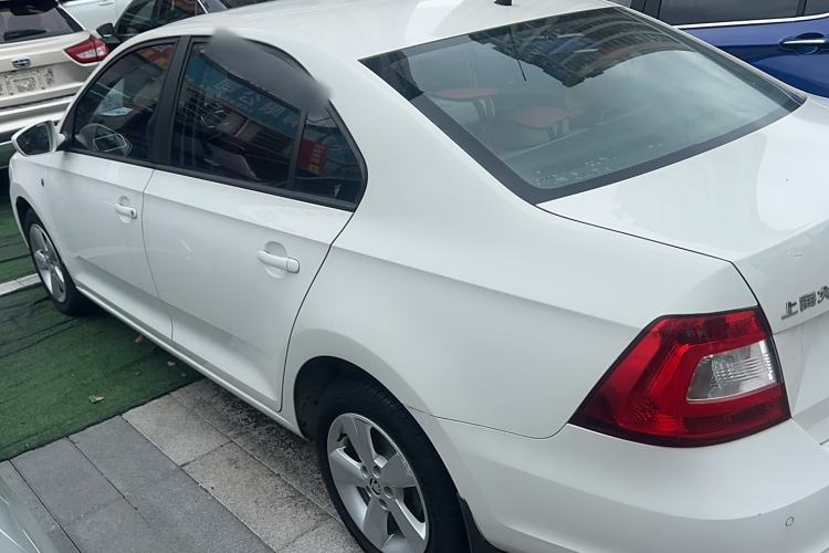 Used Skoda Rapid 2013 1.6L Automatic Smart Selection Model