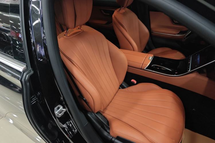 Used Mercedes-Benz S-Class 2023 S 400 L Business Model Right Front Seat