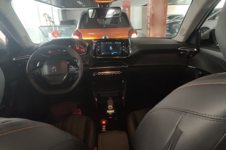 Used Peugeot 2008 2022 230THP THE ONE Center Console