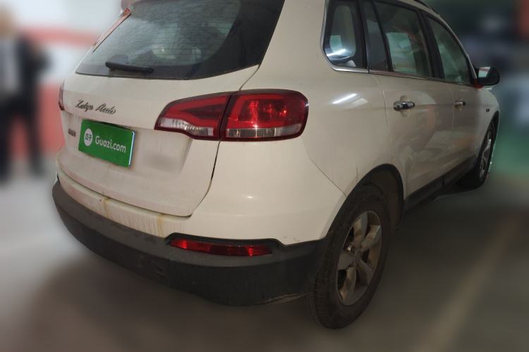 Used Zotye Domy X5 2015 1.5T Manual Luxury Version China IV Standard Rear Right 45 Deg
