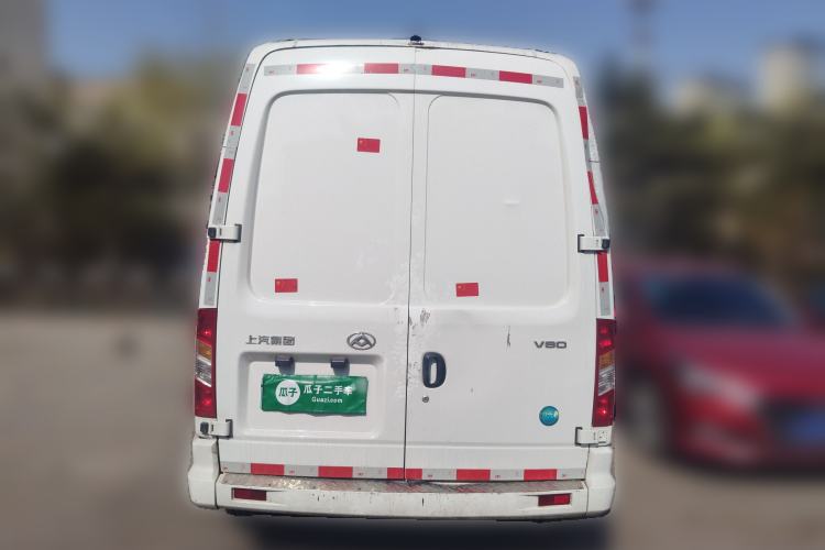 Used SAIC MAXUS Xintu V80 2024 Value Edition City Distribution King 6MT Long Wheelbase High Roof 127 Ps 3 Seats
