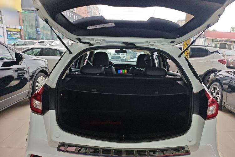 Used Geely Auto Vision X3 2017 1.5L Automatic Luxury Model Trunk