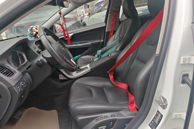 Used Volvo S60 2019 S60L T5 Smart Range Edition
